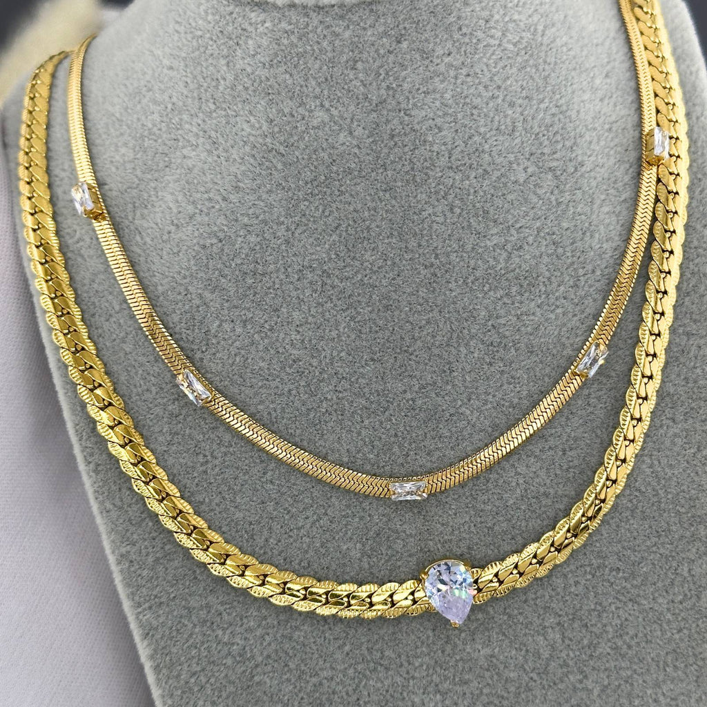 VYRA Waterproof Gold Pendant Necklace - tarnish-free hypoallergenic jewellery NZ AU