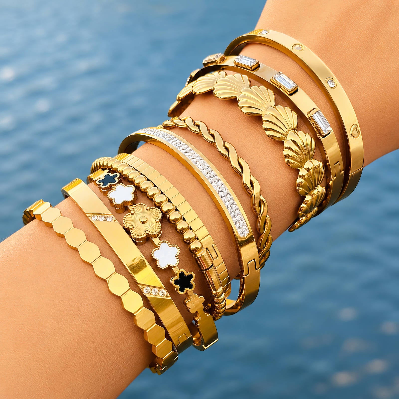 Hearts Bracelet, 18K Gold Plated Steel