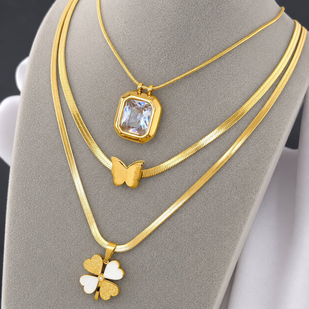VYRA Waterproof Gold Pendant Necklace - tarnish-free hypoallergenic jewellery NZ AU
